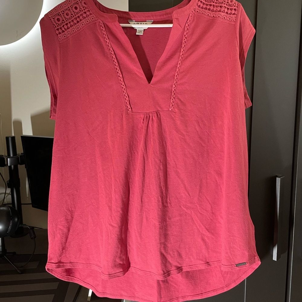 Orvis woman’s red blouse